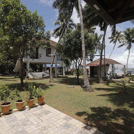 Kallanchery Retreat Kochi Buitenkant foto