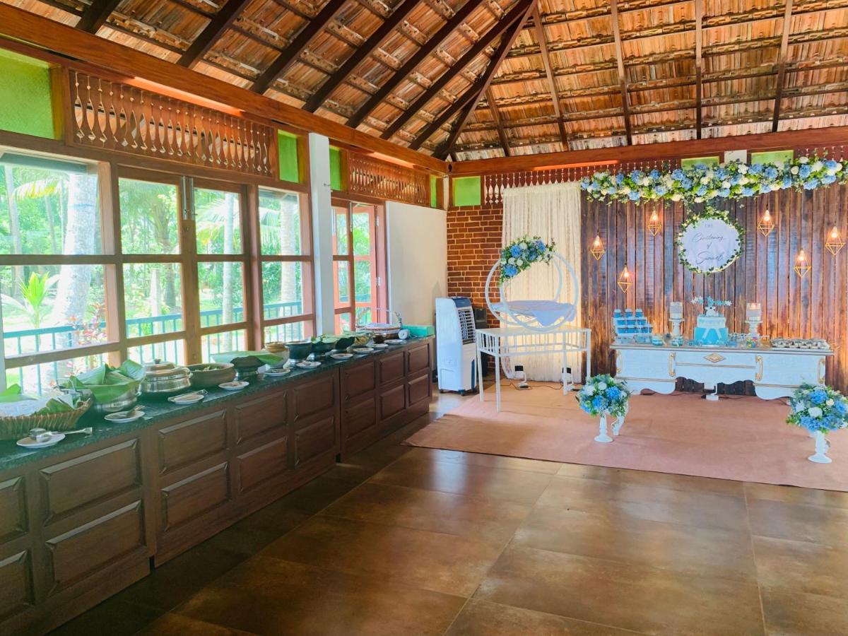 Kallanchery Retreat Kochi Buitenkant foto